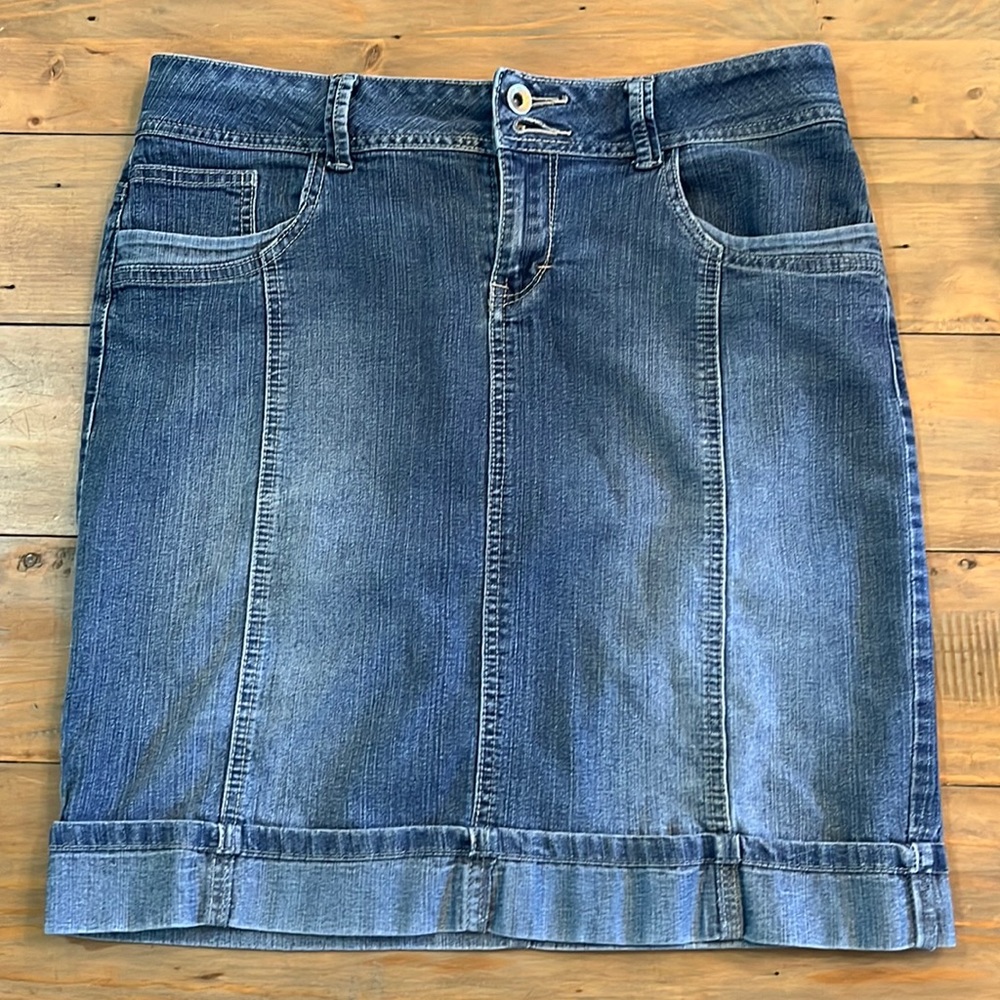 Baccini blue denim skirt size 10
